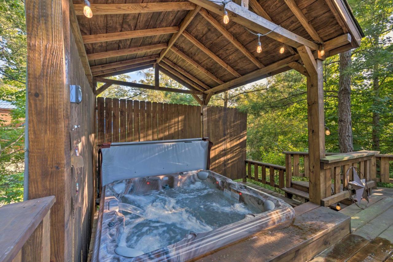 Broken Bow Retreat On 2 Acres With Hot Tub And Deck!别墅 外观 照片