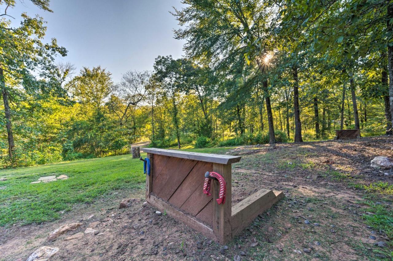 Broken Bow Retreat On 2 Acres With Hot Tub And Deck!别墅 外观 照片